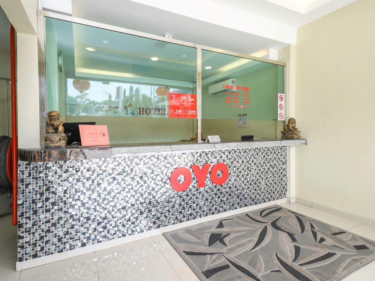 Oyo 1136 Pd Star Hotel Porto Dickson Exterior foto